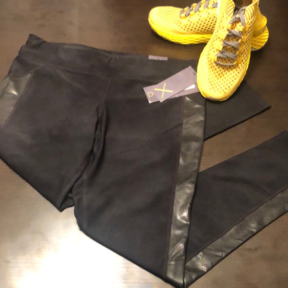 👟NWT Xersion Workout Leggings 💁🏻‍♀️